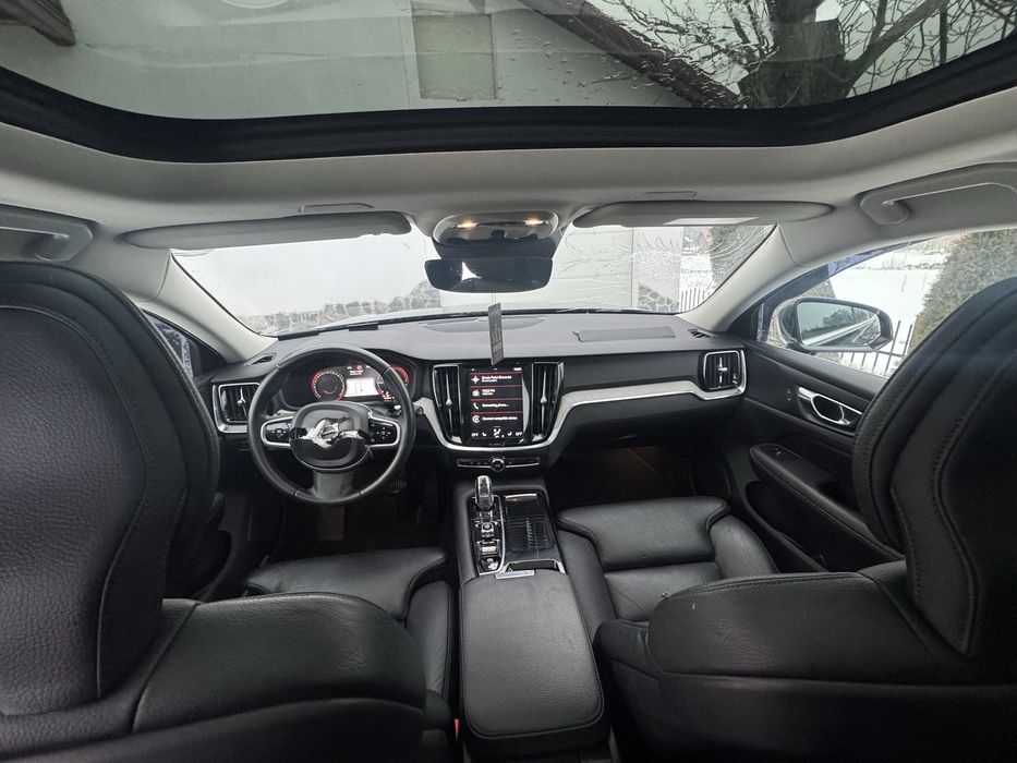 Volvo v60 T8 4x4 2.0 plug in hybrid 2019 usor avariat