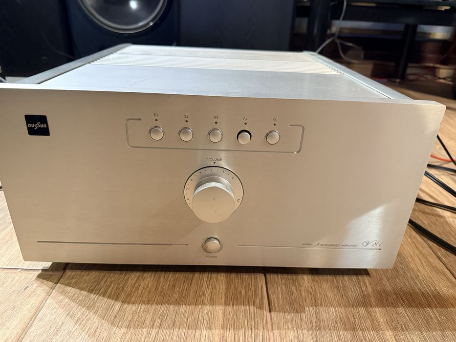 Amplificator Dussun V8i