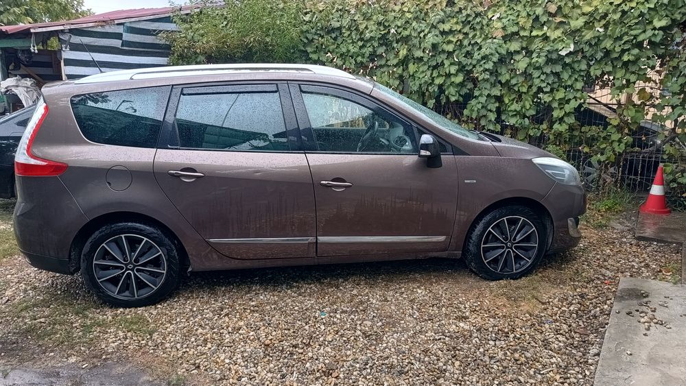 RENAULT Grand Scenic 2013 — imagine 4