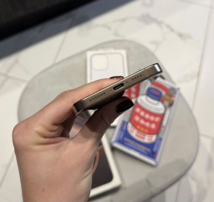 Айфон 16 Pro max на 256