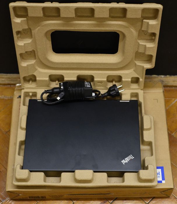 ThinkPad Yoga L13  geb2 2in1 touch i5-1135 16gb 256