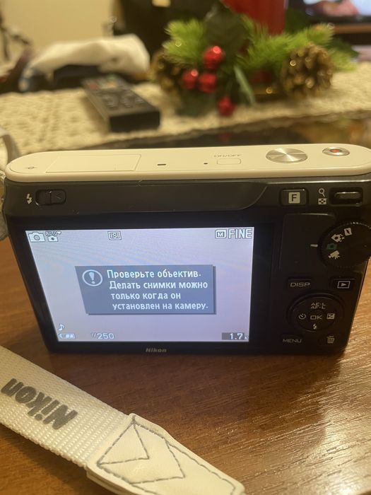 Фотоапарат Nikon1 J1