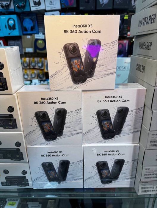 Insta 360 x5. Insta 360 x4. Insta 360 x3. Hero go pro 13 black