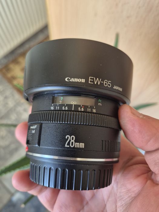 Obiectiv Canon EF 28mm f2.8