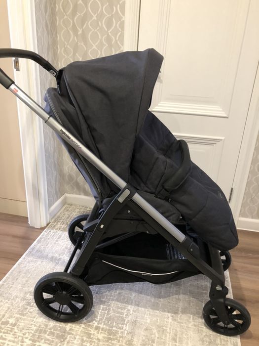 Коляска Inglesina Aptica
