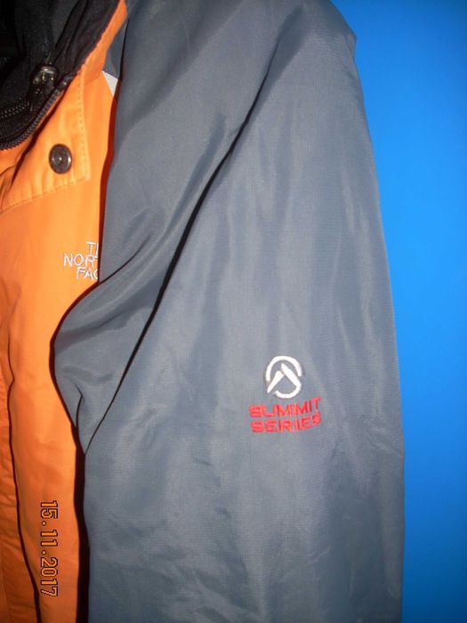 Продавам яке THE NORTH FASE  размер XXL