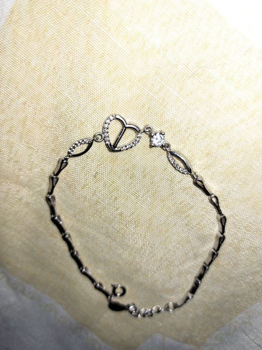 Дамска сребърна гривна