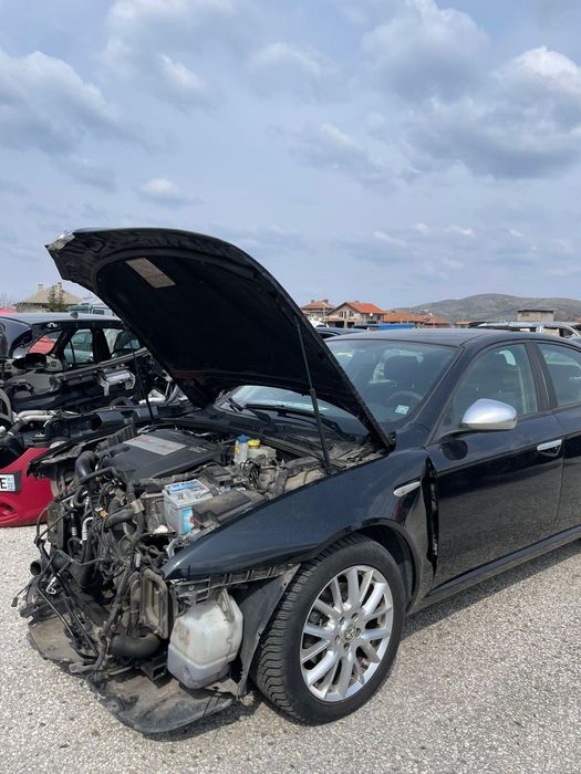 Продавам Alfa Romeo 159 1.9 JTDm 8V, 2007 г. 165k– на части