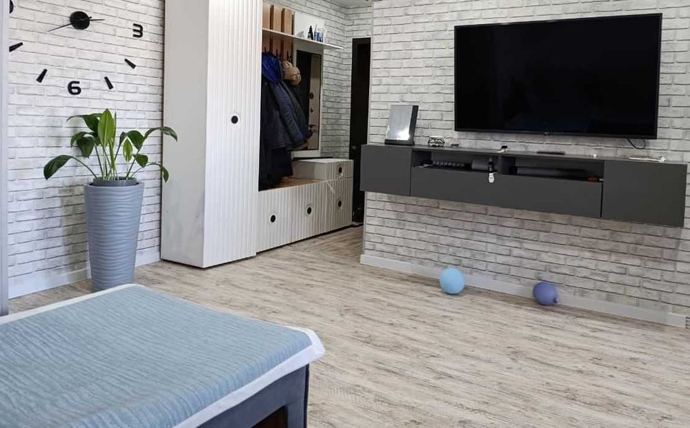 Продается 4 комнатная квартира по улице Михаэлиса!