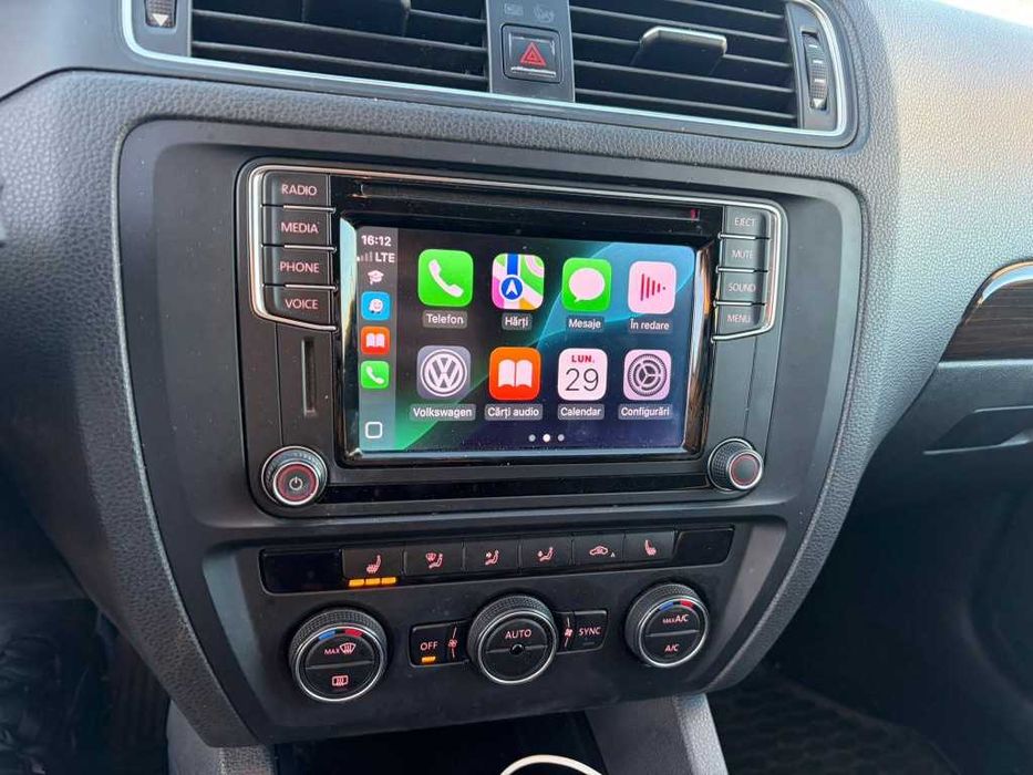 Navigatie MIB 2 STD Car Play 5K7035200D Vw Jetta Caddy Touran CC