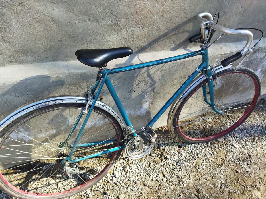 Турист старт шоссе .