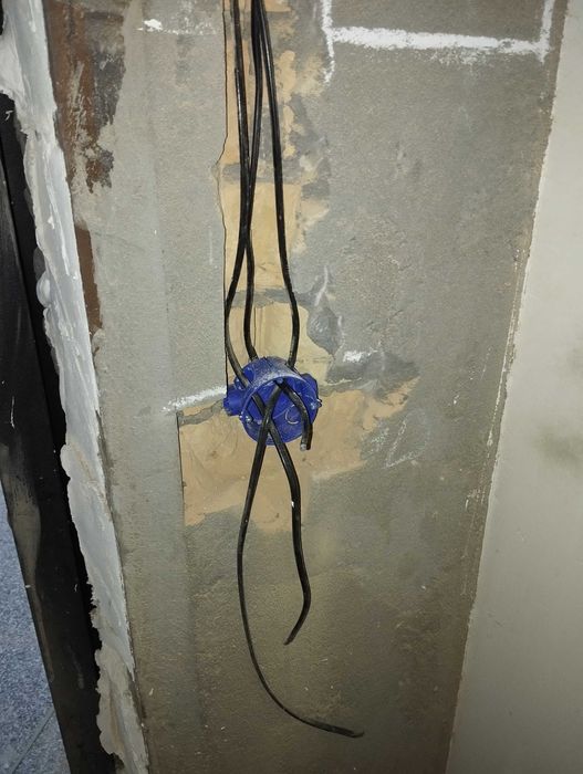 ЭлктроМонтаж Квартир и Домов под ключ