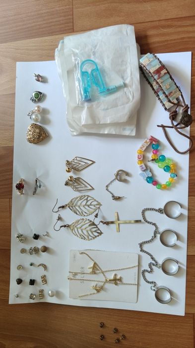 Аксессуары и пирсинг