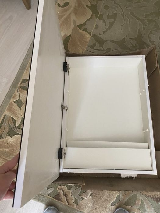 Продам зеркало для ванной с полкой!