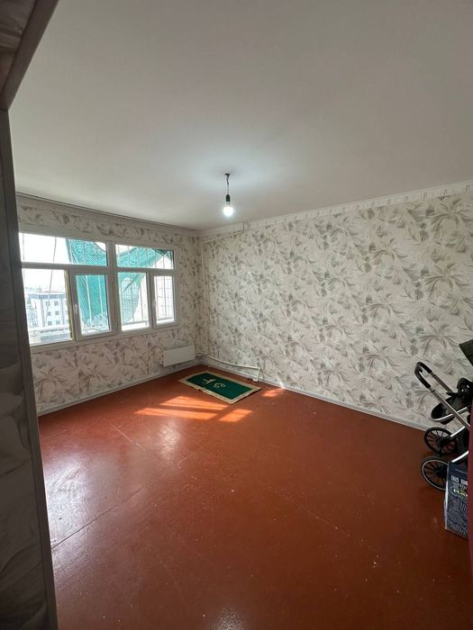 Tezda 6 xonali 8 etajda uy sotladi