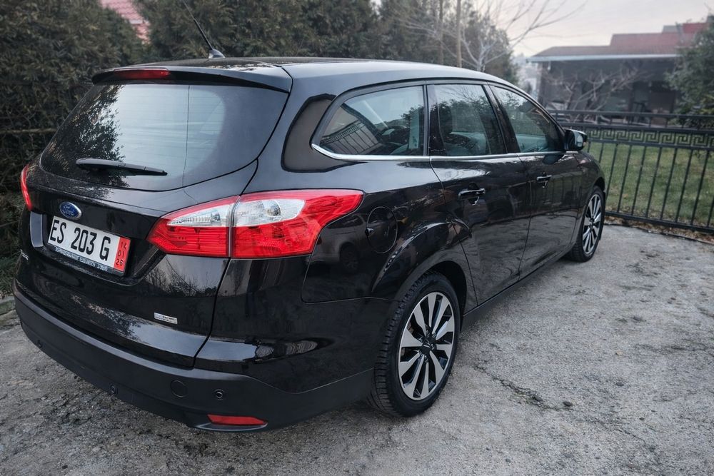 Ford focus /xenon/2014