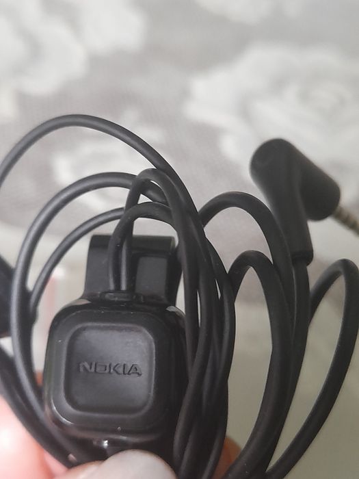 Наушники Nokia, ALKATEL,Samsung.