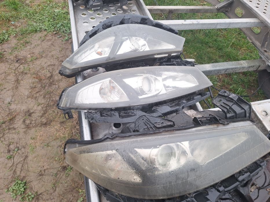 faruri renault laguna 2 facelift xenon