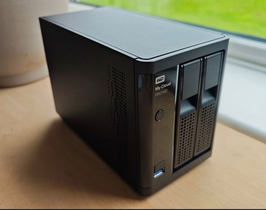 NAS Western Digital Pro NAS PR2100 (fara HDDuri)