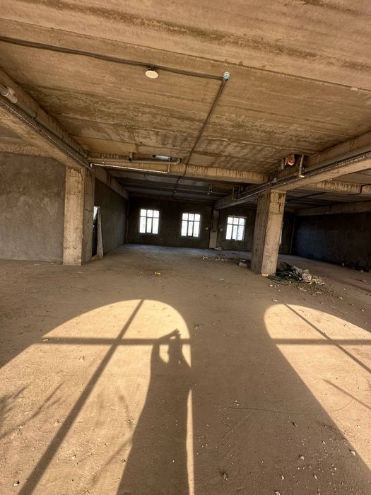 Коммерция на 1 линии в ЖК New Life — 120 м², 2 этаж, потолки 3.75 м