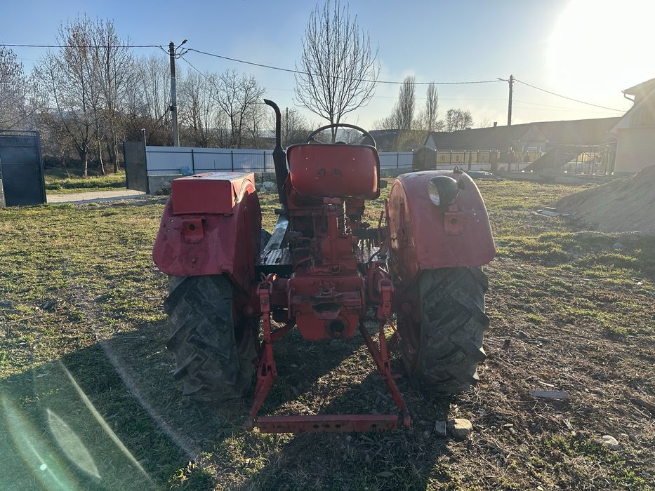 Hanomag R324 cu motor U445