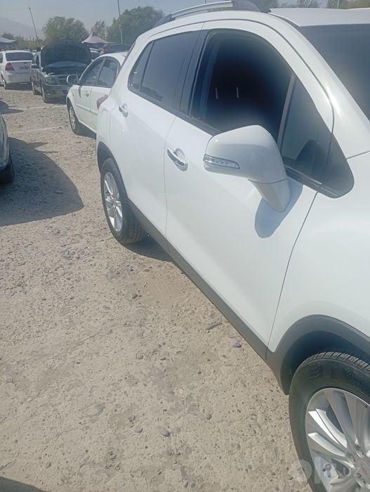 Chevrolet Tracker 1 premier 3-pozitsiya 2019-yil  80000 km