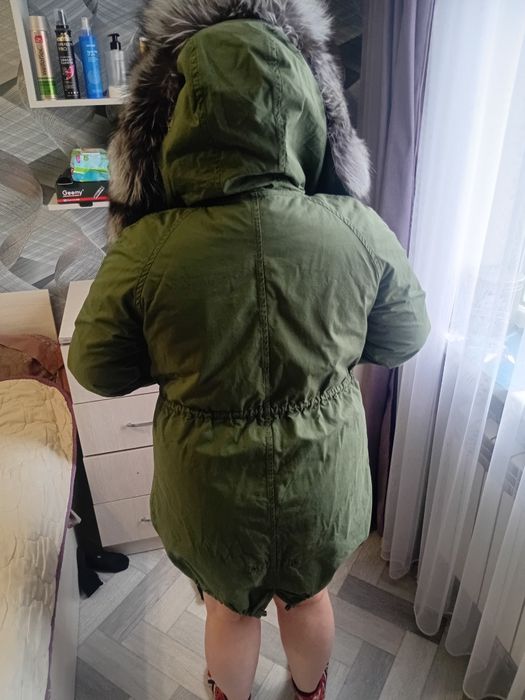 Парка женская...