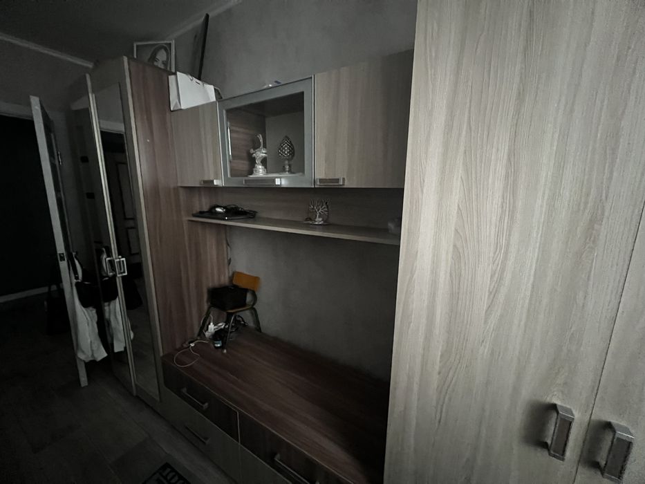 Продается шкаф в гостинную