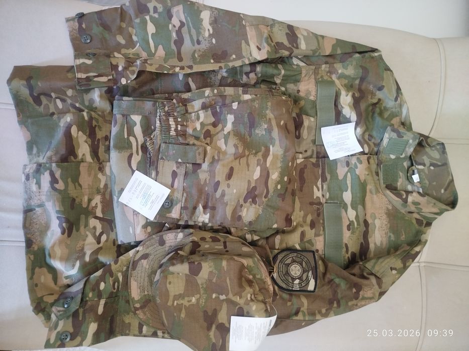 Продам военные формы и аксессуары