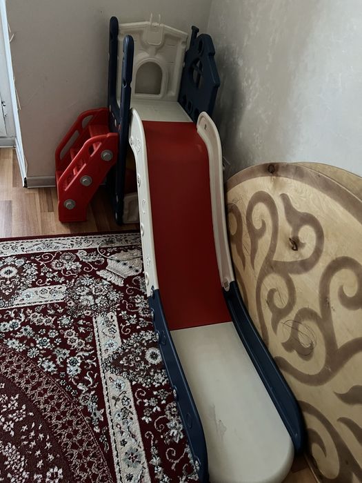 Продам детскую горку