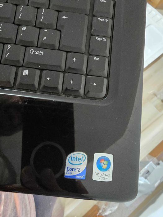 Лаптоп DELL inspiron1545