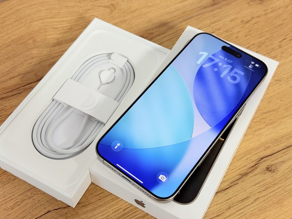 iPhone 16 Pro Max