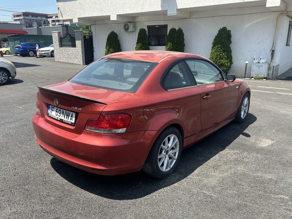 BMW 1 Series 2011 — imagine 3