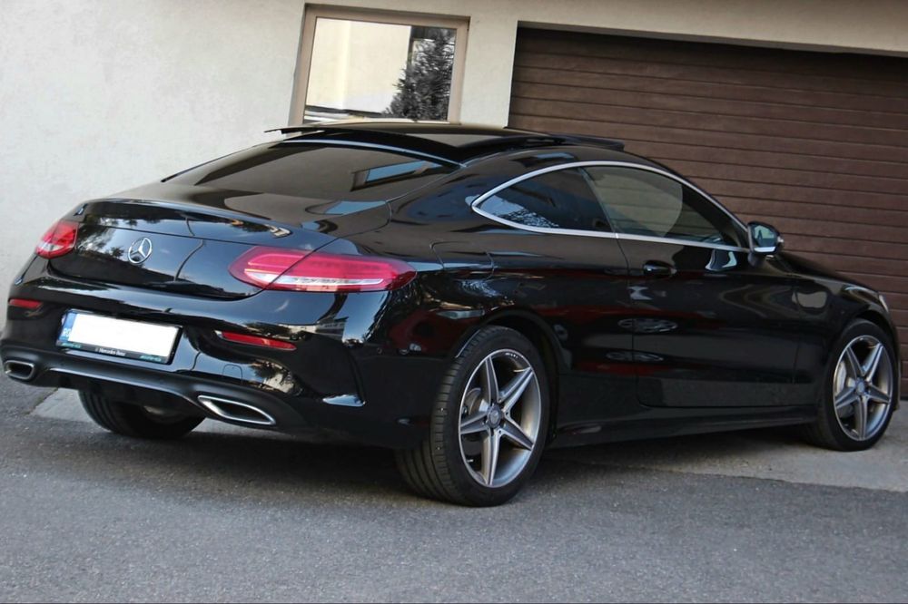 Mercedes-Benz C 220 d 9G-TRONIC AMG Line