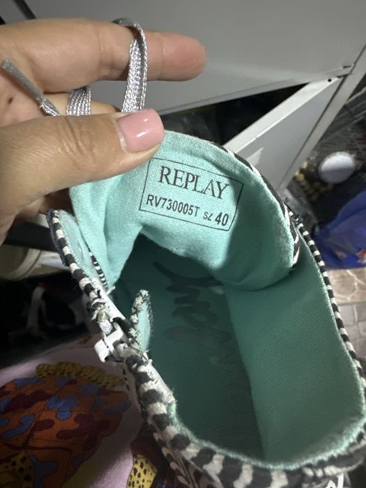 Продам кеды Replay