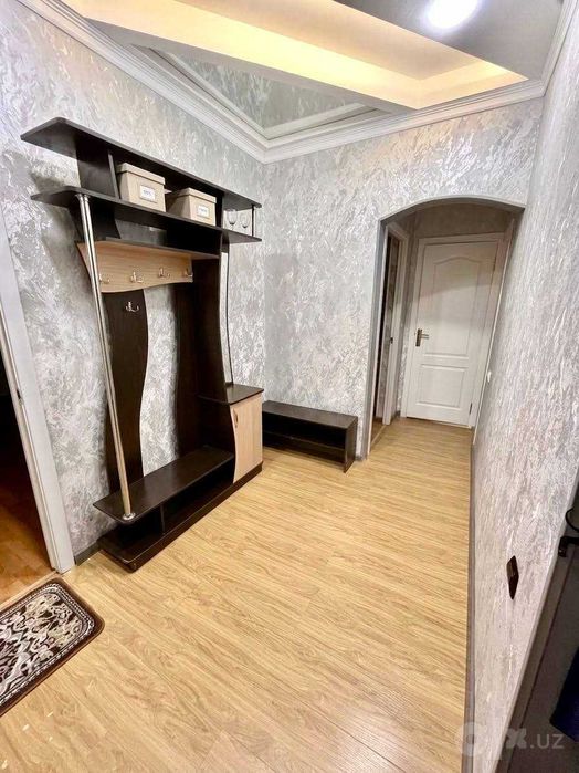 • Квартира 2ком/5/9 53 кв. Айбек евроремонт