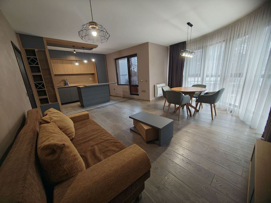 Дава се под наем Тристаен апартамент в Варна, Левски - 91 кв.м за 747.66 € - Снимка #3
