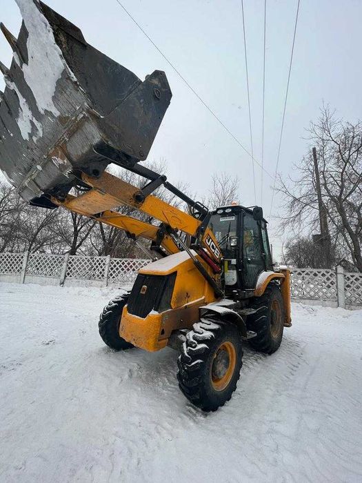 Аренда трактора-экскаватора