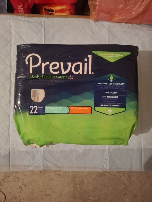 Памперсы самый маленький размер для взрослых, новые, 51-86см, Америка.