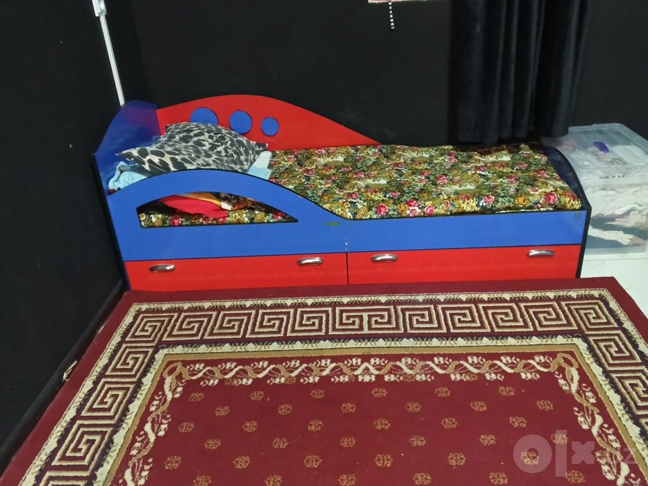 2та детский краватча сотилади