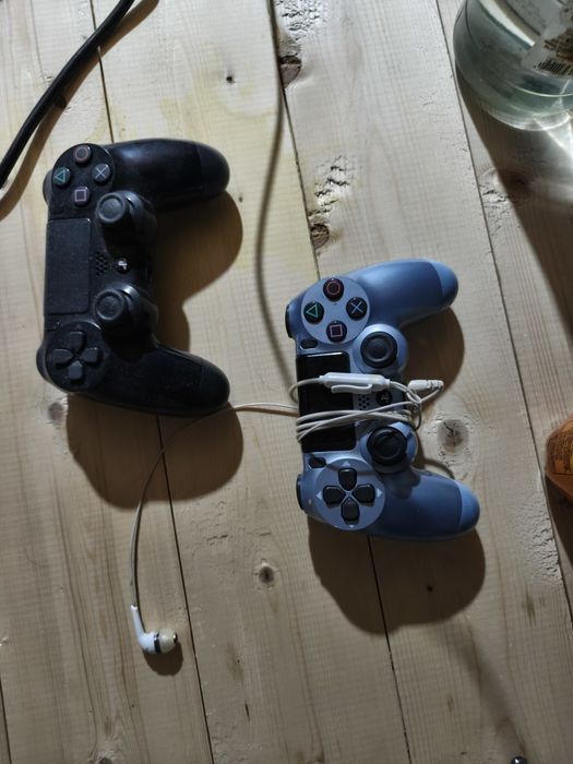 Sony PlayStation 4