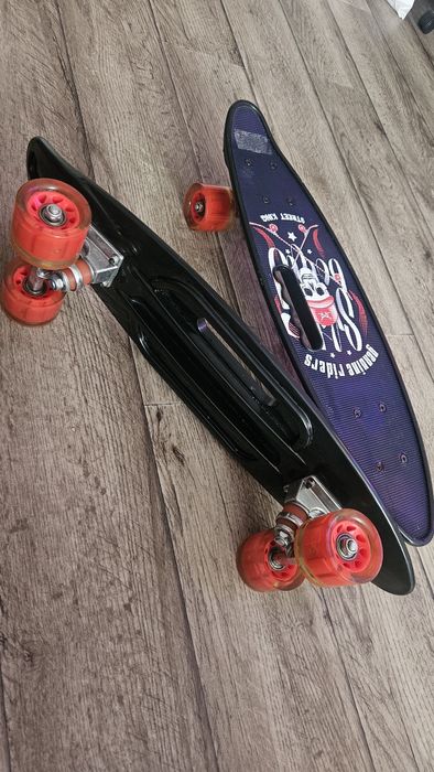 Скейтборд 2 одинаковых