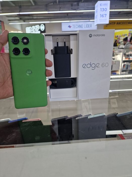 Motorola Edge 60 5G. 12/512