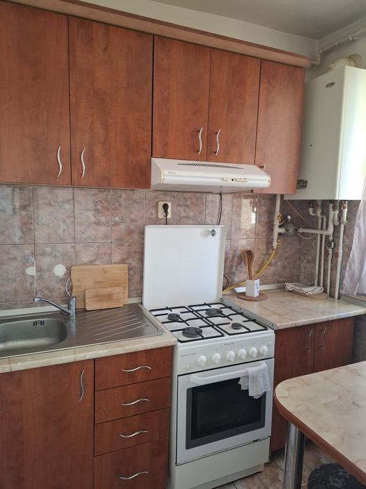Închiriez apartament 1 camera  Closca