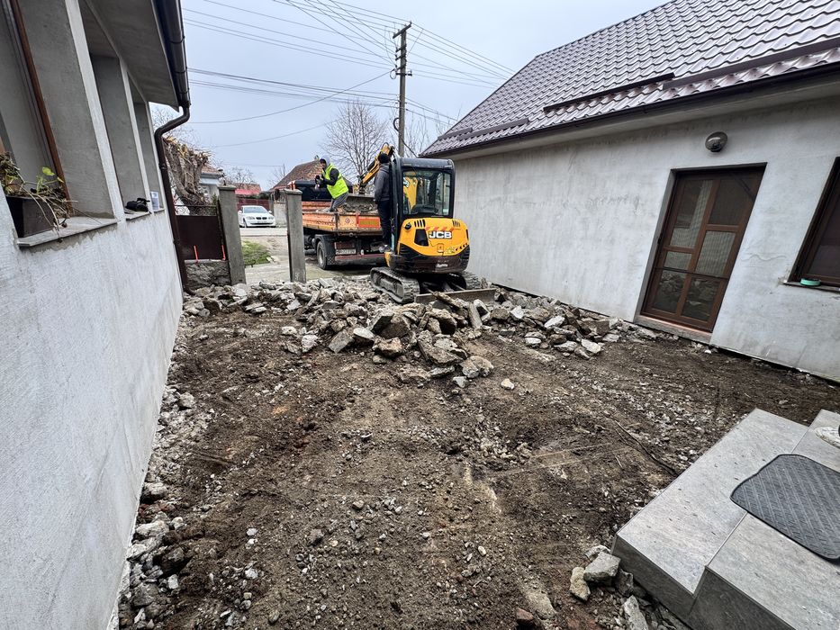 Amanajare curti cu pavaj