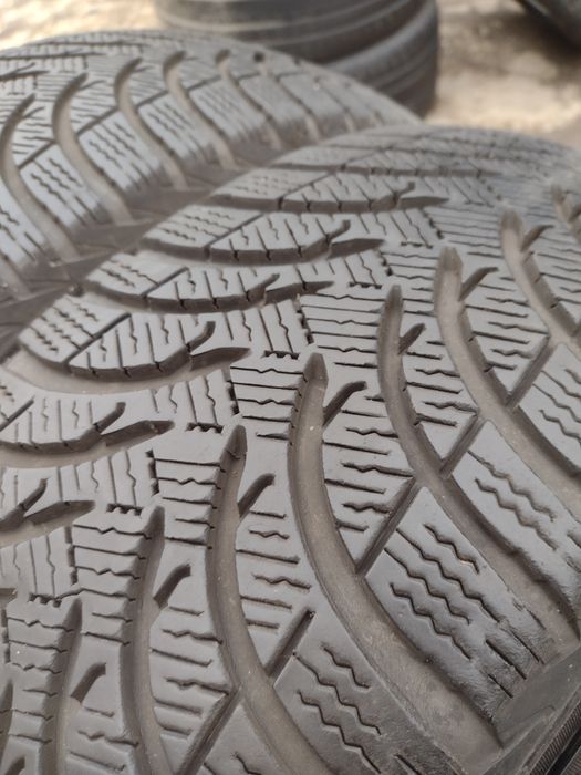 Michelin A4. 4бр.215/60/17 дот3517