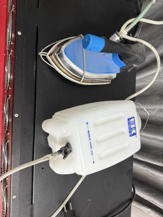 Продам паровой утюг