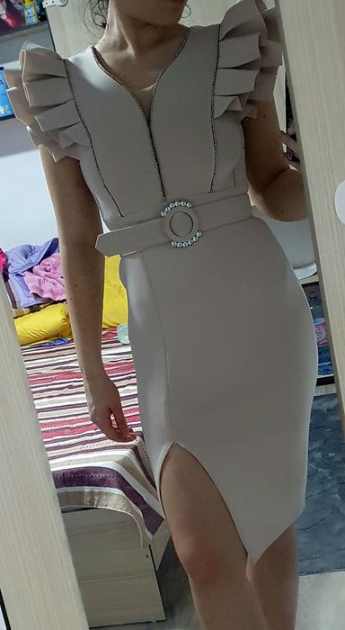 VÂND rochii de ocazie