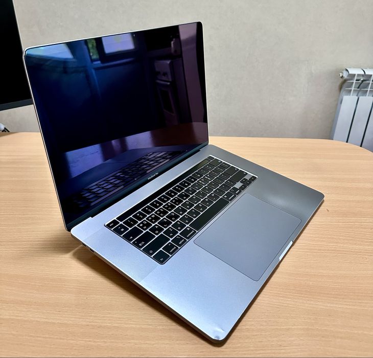 MacBook Pro 16 Dyum 2019 i7/6 Yadr 16GB/512GB