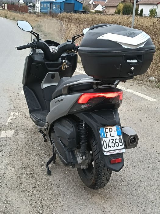 Vând Kymco x town,ct300 2025